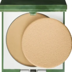 CLINIQUE STAY-MATTE SHEER PRESED POWDER