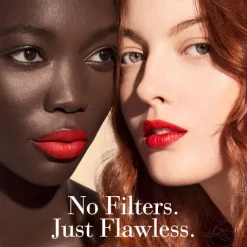 Elizabeth Arden Flawless Finish Skincaring Concealer